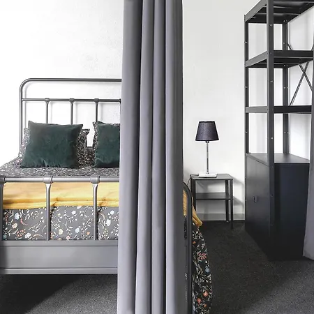 Untitled Loft & Apartman *